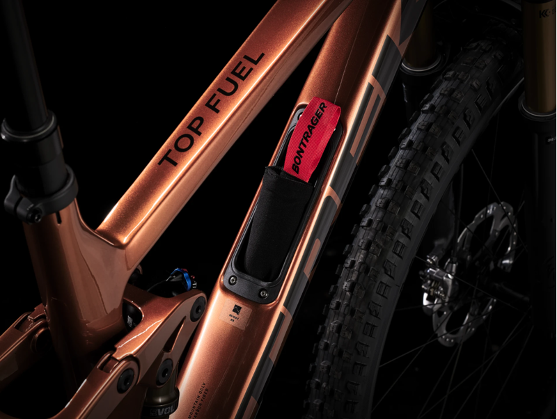 Trek Top Fuel 9.9 XTR Full Suspension Carbon Mountain Bike 2023 in Pennyflake-6